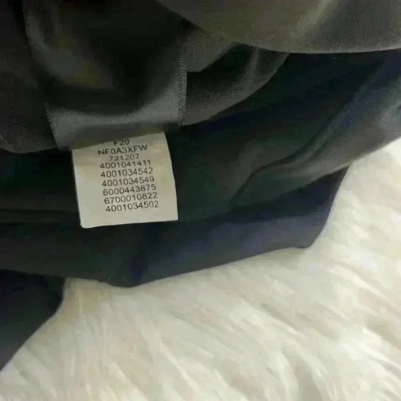 The North Face Women’s Paramount Hybrid High-Rise Gray Tight pants Small - Picture 11 of 12